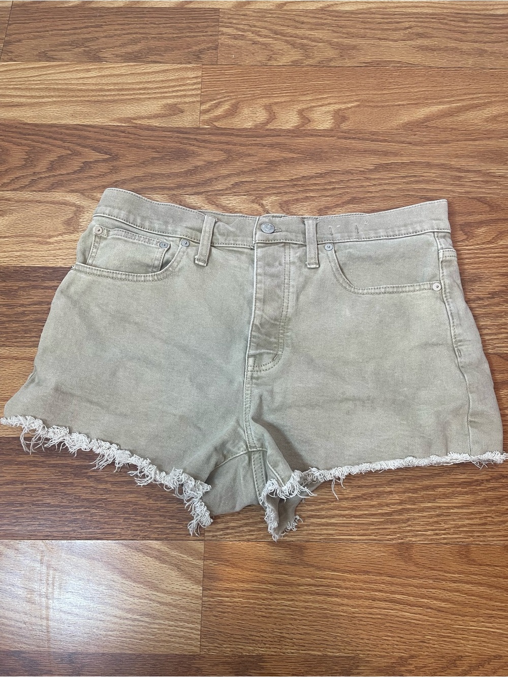 Madewell Relaxed denim shorts size 29